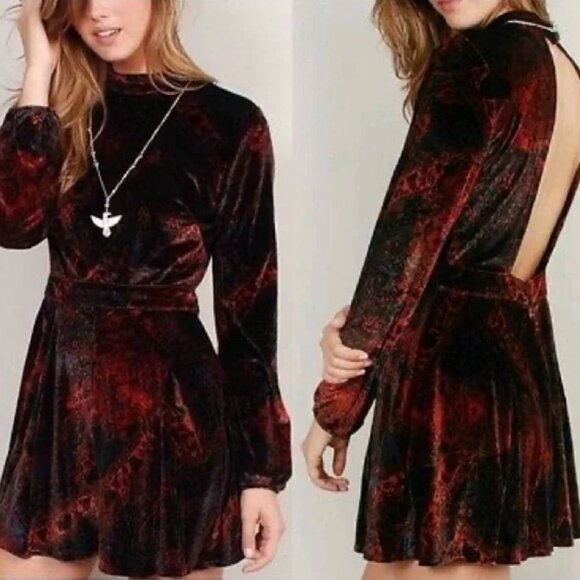 FREE PEOPLE Onyx Red Velvet Cut Out Romper Goth Whimsigoth Morticia Friends Sz 4 - Picture 1 of 14